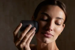All-in-one cleansing device