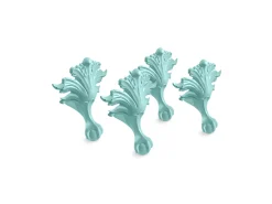 Ball-and-claw feet