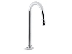 Bathroom sink gooseneck spout with aerator