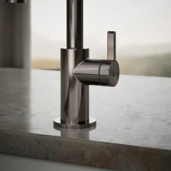 Beverage faucet