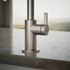 Beverage faucet
