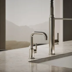 Beverage faucet