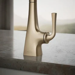 Beverage faucet