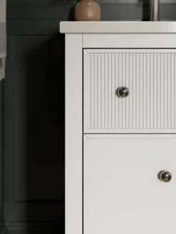 Cabinet knob