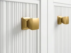 Cabinet knob
