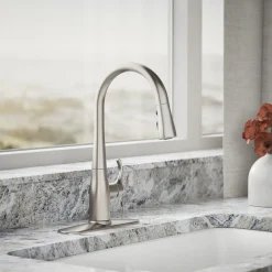 Compact pull-down kitchen sink faucet with three-function sprayhead