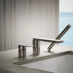 Deck-mount bath faucet with handshower