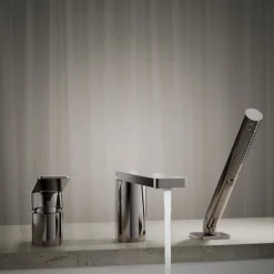 Deck-mount bath faucet with handshower
