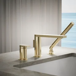 Deck-mount bath faucet with handshower