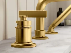 Deck-mount bath faucet with handshower