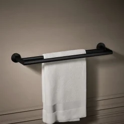 Double towel bar