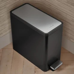 2.5-gallon slim step trash can