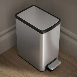 1-1/2-gallon step trash can