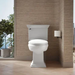 Heated Quiet-Close™ elongated toilet seat