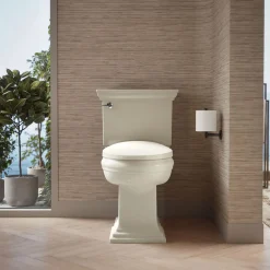Heated Quiet-Close™ elongated toilet seat