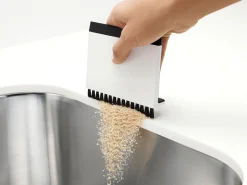 Kitchen squeegee