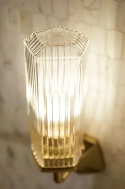 One-light sconce