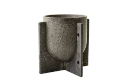 26" planter