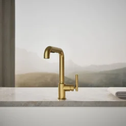 Pull-out kitchen sink faucet with three-function sprayhead