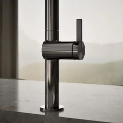 Semi-professional kitchen sink faucet with two-function sprayhead