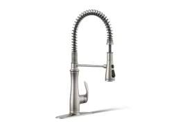 Semi-professional kitchen sink faucet with three-function sprayhead