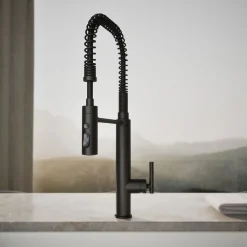 Semi-professional kitchen sink faucet with three-function sprayhead
