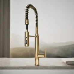 Semi-professional kitchen sink faucet with three-function sprayhead