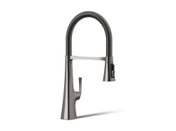 Semi-professional kitchen sink faucet with three-function sprayhead