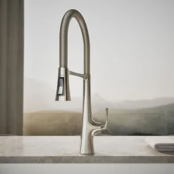 Semi-professional kitchen sink faucet with three-function sprayhead
