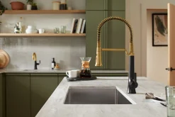 Semi-professional pull-down kitchen sink faucet with three-function sprayhead