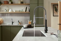 Semi-professional pull-down kitchen sink faucet with three-function sprayhead