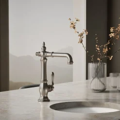 Single-handle bar sink faucet