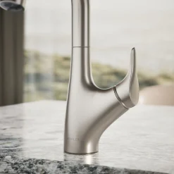 Single-handle bar sink faucet
