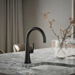 Single-handle bar sink faucet