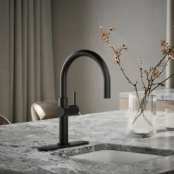 Single-handle bar sink faucet
