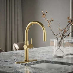 Single-handle bar sink faucet