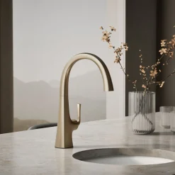 Single-handle bar sink faucet