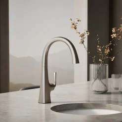Single-handle bar sink faucet