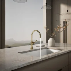 Single-handle kitchen sink faucet