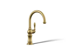 Single-handle kitchen sink faucet