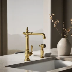 Single-handle kitchen sink faucet with side sprayer