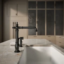 Single-handle kitchen sink faucet with side sprayer