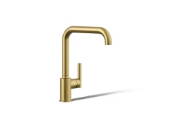 Single-handle kitchen sink faucet