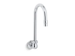 Sink gooseneck spout with aerator