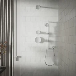 Three-function handshower, 1.75 gpm