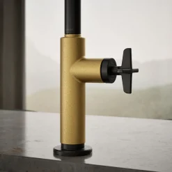 Touchless pull-down kitchen sink faucet with two-function sprayhead