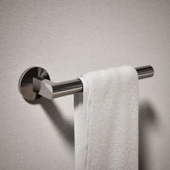 Towel arm
