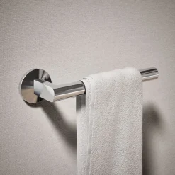Towel arm