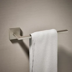 Towel arm
