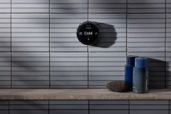 Two-outlet bath/shower digital control
